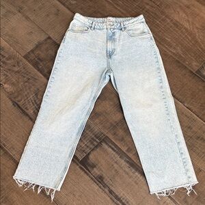 Classic Light Wash Jeans high waist cropped size 10 US and 14 UK